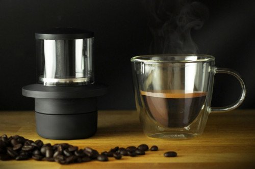 Крошечные кофеварки, которые заваривают кофе, заставляют кофе Starbucks; идеально вписываются в вашу современную кухню!
